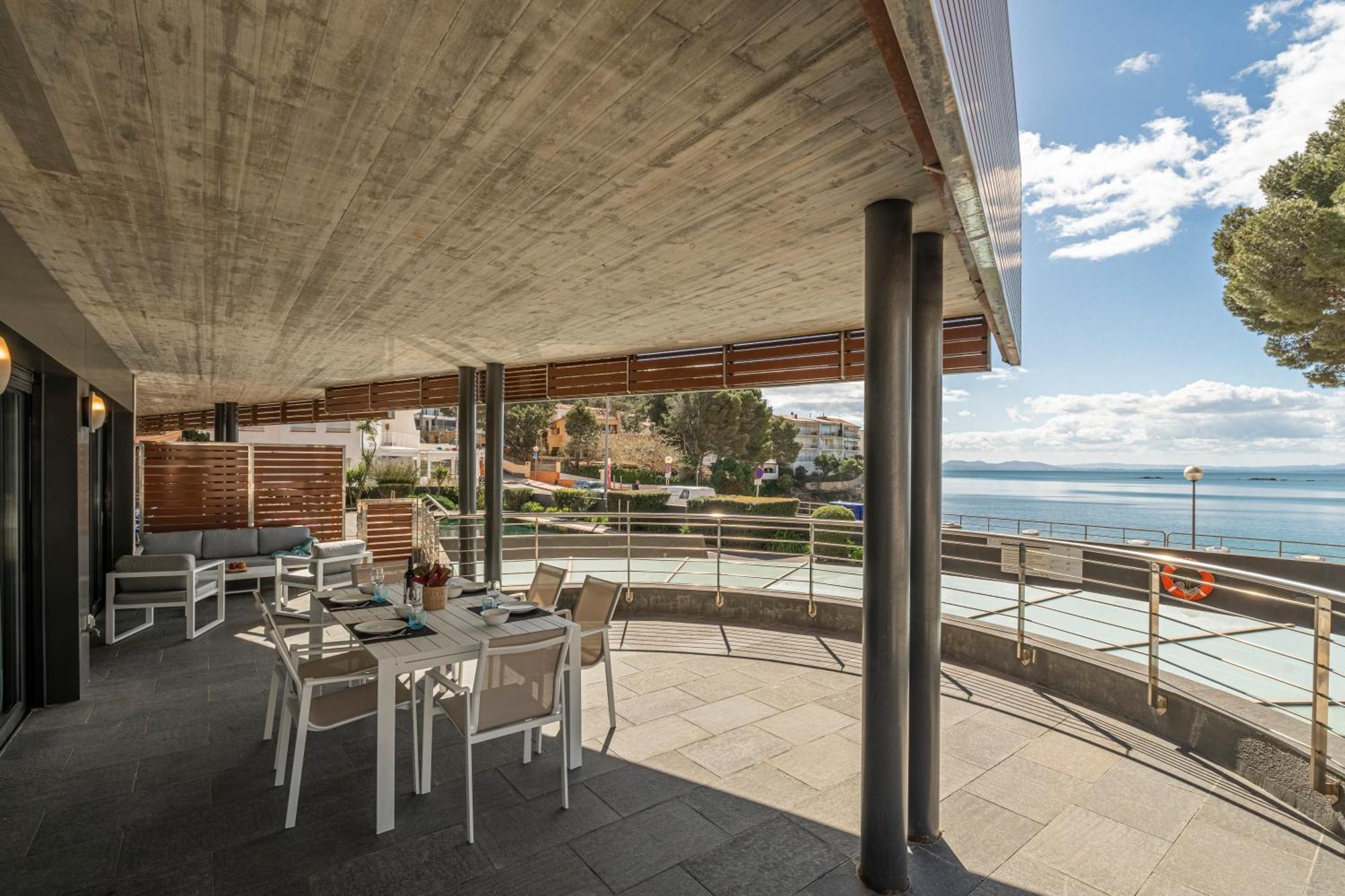 Apartamento Con Gran Terraza Delante Del Mar Ρόζες Εξωτερικό φωτογραφία